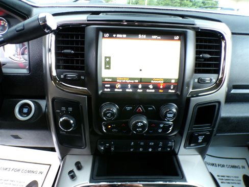 Used 2018 RAM 2500 Laramie w/ Sport Appearance Group image 33
