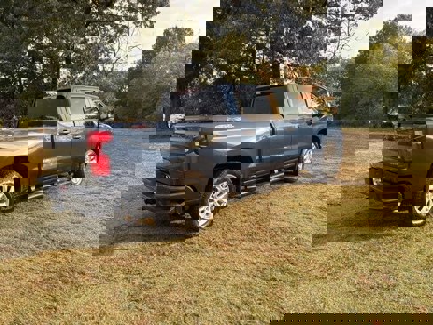 Used 2022 Chevrolet Silverado 1500 Custom image 14