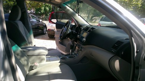 Used 2012 Toyota Highlander FWD image 28