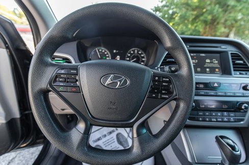 Used 2017 Hyundai Sonata SE image 21