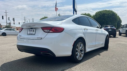 Used 2016 Chrysler 200 S image 3
