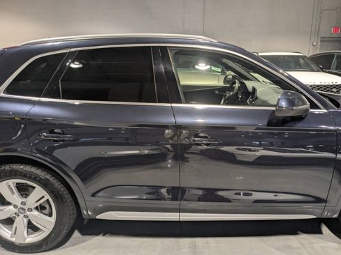 Used 2019 Audi Q5 Prestige image 11