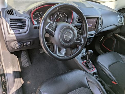 Certified 2019 Jeep Compass Trailhawk w/ Cold Weather Group image 9