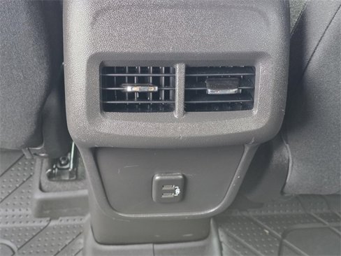 Used 2021 Chevrolet Equinox LT image 30