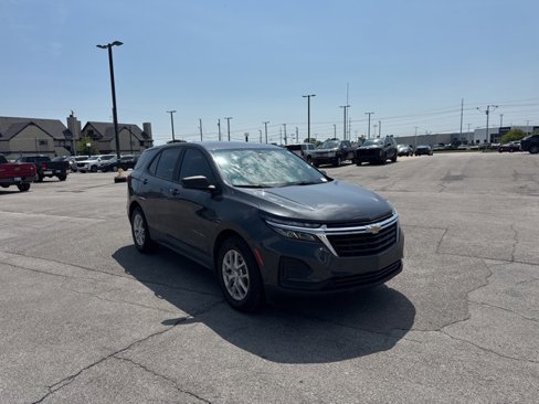Used 2022 Chevrolet Equinox LS image 3