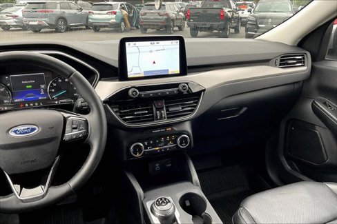 Used 2022 Ford Escape SEL image 9