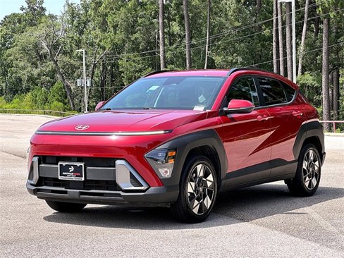 Used 2025 Hyundai Kona SEL image 4