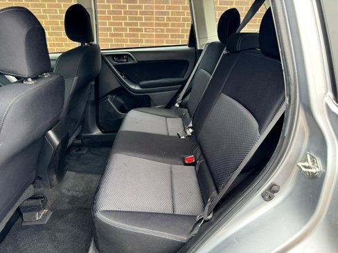 Used 2014 Subaru Forester 2.5i image 6