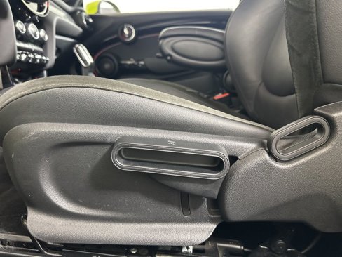 Certified 2022 MINI Cooper S image 16