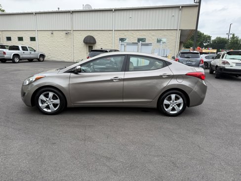 Used 2013 Hyundai Elantra GLS image 4