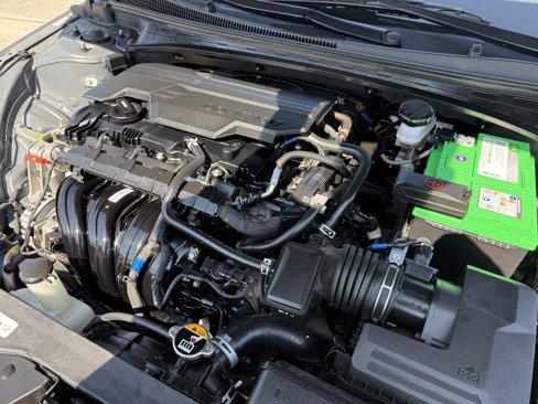 Used 2023 Hyundai Elantra SEL image 33