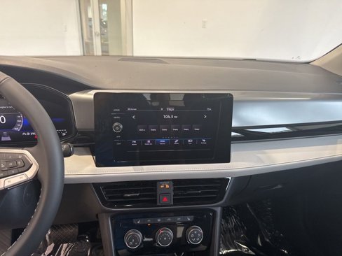 New 2025 Volkswagen Taos S image 22