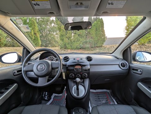 Used 2014 MAZDA MAZDA2 Sport image 12