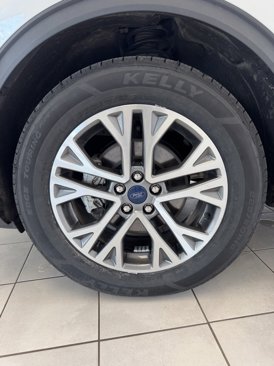 Used 2022 Ford Escape SEL image 31