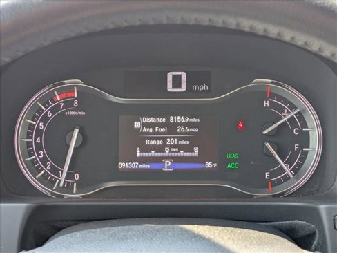 Used 2017 Honda Pilot Touring image 11