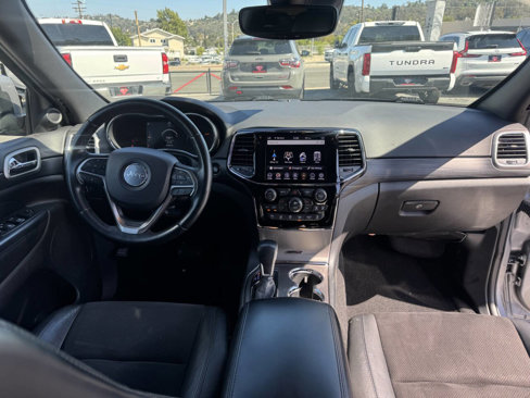 Used 2020 Jeep Grand Cherokee Altitude image 24