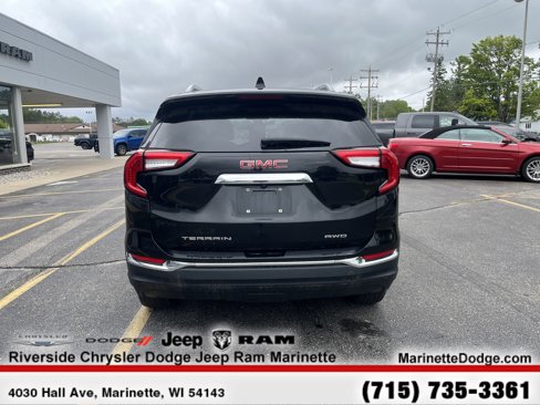 Used 2022 GMC Terrain SLT w/ LPO, Floor Liner Package image 7