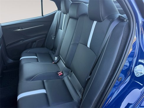 Used 2025 Toyota Camry SE image 13