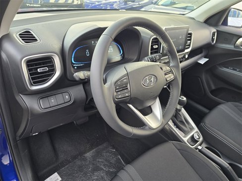 New 2025 Hyundai Venue SEL image 14
