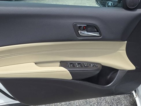 Used 2018 Acura ILX image 15