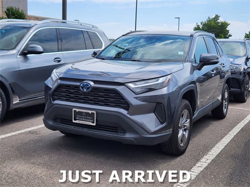 Used 2024 Toyota RAV4 XLE image 1