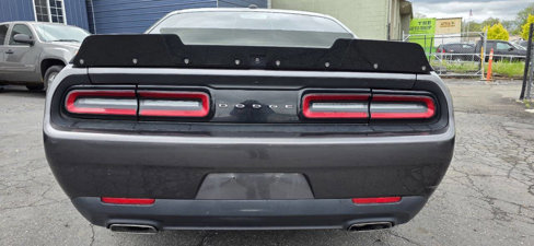 Used 2018 Dodge Challenger SXT w/ Blacktop Package image 6
