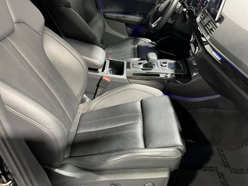 Used 2018 Audi Q5 Prestige w/ Prestige Package image 36