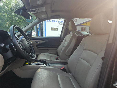 Used 2016 Honda Pilot Touring image 15