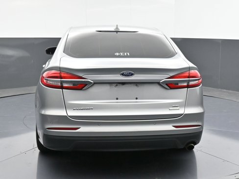 Used 2020 Ford Fusion SE image 7