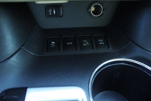 Used 2014 Toyota Highlander XLE image 41