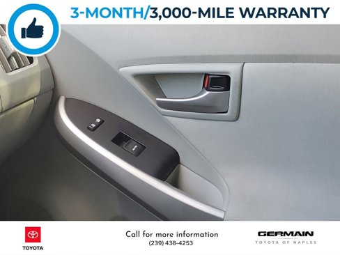 Used 2014 Toyota Prius Three image 28