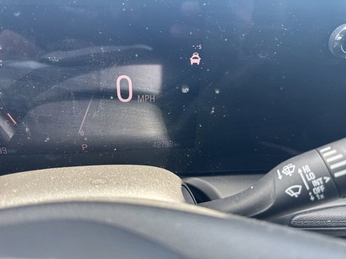 Used 2024 Buick Encore GX Sport Touring image 14