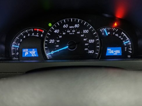 Used 2015 Toyota Camry SE image 14