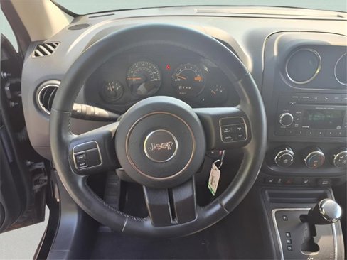 Certified 2015 Jeep Patriot Latitude image 14