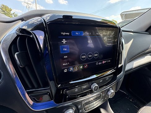 Certified 2020 Chevrolet Traverse LT image 12