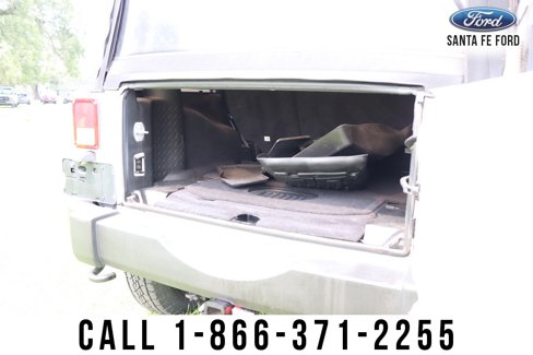 Used 2015 Jeep Wrangler Unlimited Rubicon w/ Connectivity Group image 34