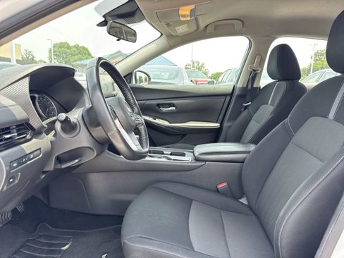 Used 2022 Nissan Sentra SV image 11