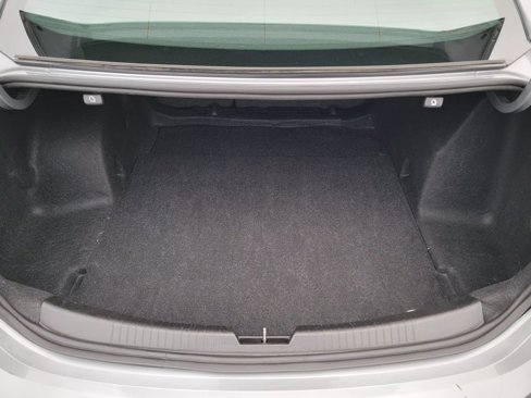 Used 2023 Chevrolet Malibu LT image 13