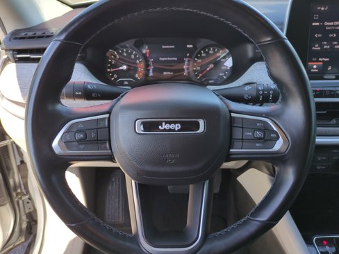 Used 2022 Jeep Compass Latitude w/ Convenience Group image 9