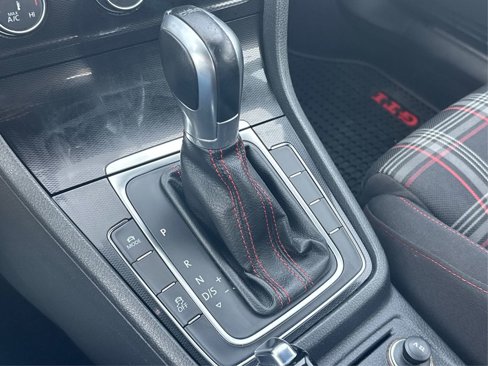 Used 2015 Volkswagen GTI S image 35