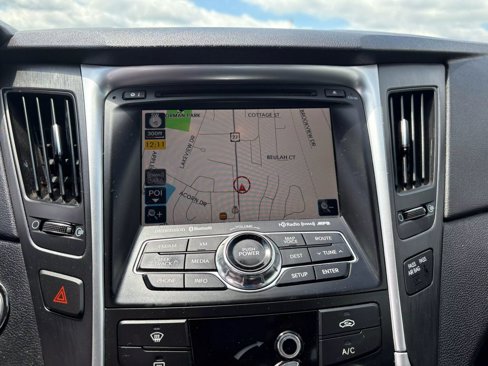 Used 2012 Hyundai Sonata SE w/ Navigation & Sunroof Pkg image 15