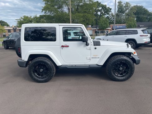 Used 2014 Jeep Wrangler Sahara w/ Connectivity Group image 9