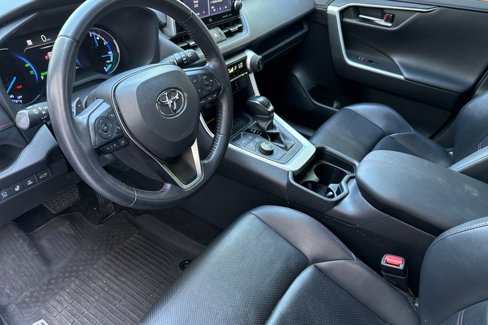Used 2021 Toyota RAV4 XSE image 11