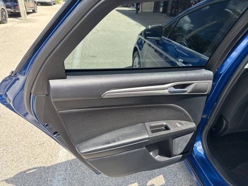 Used 2018 Ford Fusion SE w/ Fusion SE Technology Package image 20