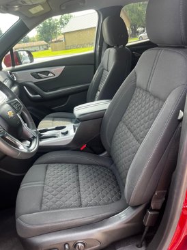 Used 2022 Chevrolet Blazer LT image 9