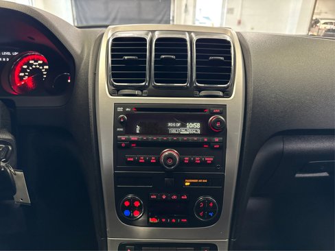 Used 2012 GMC Acadia SLE image 18