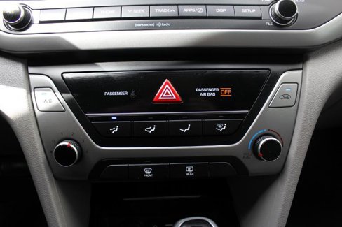 Used 2018 Hyundai Elantra SEL image 27