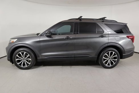 Used 2020 Ford Explorer ST w/ Premium Technology Package image 9