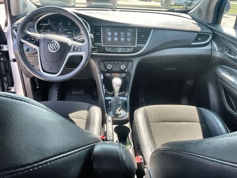 Used 2018 Buick Encore Sport Touring image 32