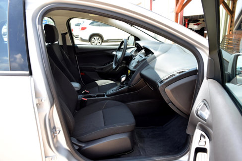 Used 2017 Ford Focus SE image 14